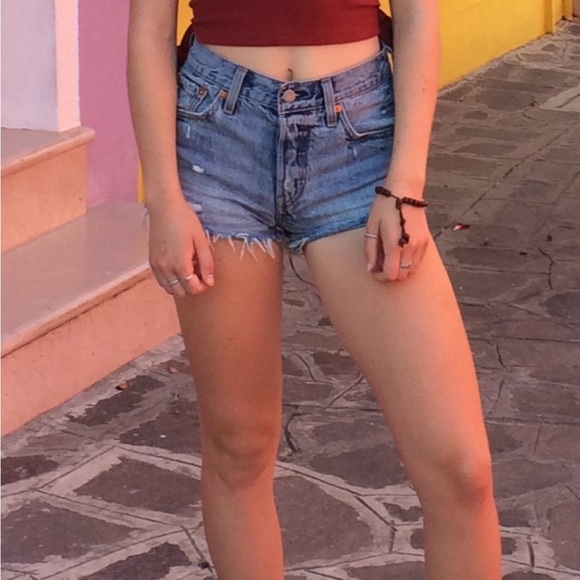 Levi’s cutoff shorts - Picture 4 of 4